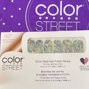 Color Street “Water you up to”  Nail Polish  Strips